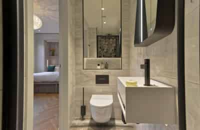 Lovely Studio Near The South Kensington Tube, London - London, England, United Kingdom - Studio - Bathroom