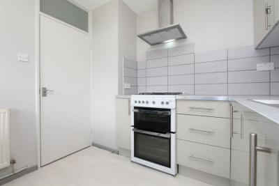 4 Bedroom 1 Bedroom  - Bedroom?w=400&h=260&fit=crop&q=40&auto=format&trim=auto