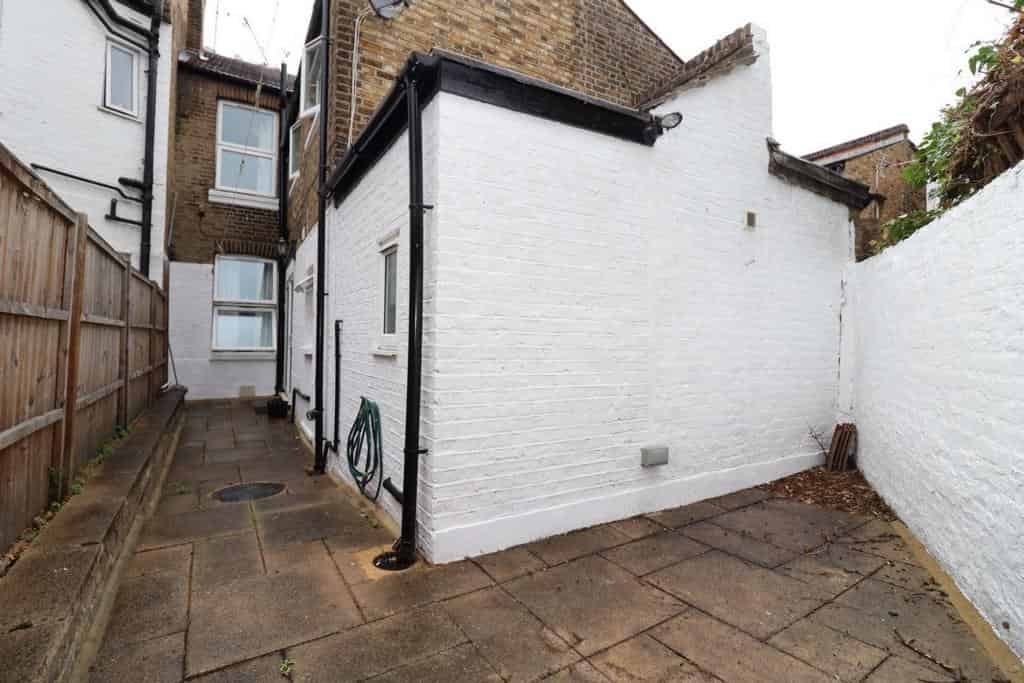 Room in a 5 Bedroom Apartment, Yeldham Rd, London W6 8JQ - London, England, United Kingdom - Exterior