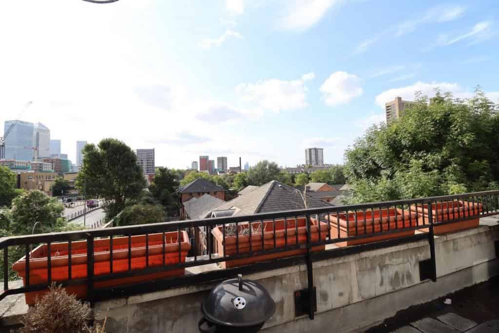 Room in a 4 Bedroom Apartment, Blair St, London E14 6UB - London, England, United Kingdom - Exterior