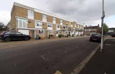 Room in a 5 Bedroom Apartment, Leytonstone Rd, London E15 1SA - London, England, United Kingdom - Exterior