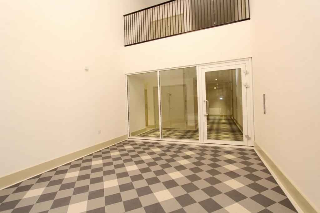 Room in a 4 Bedroom Apartment, University Way, London E16 2RD (Flat 1) - London, England, United Kingdom - Exterior