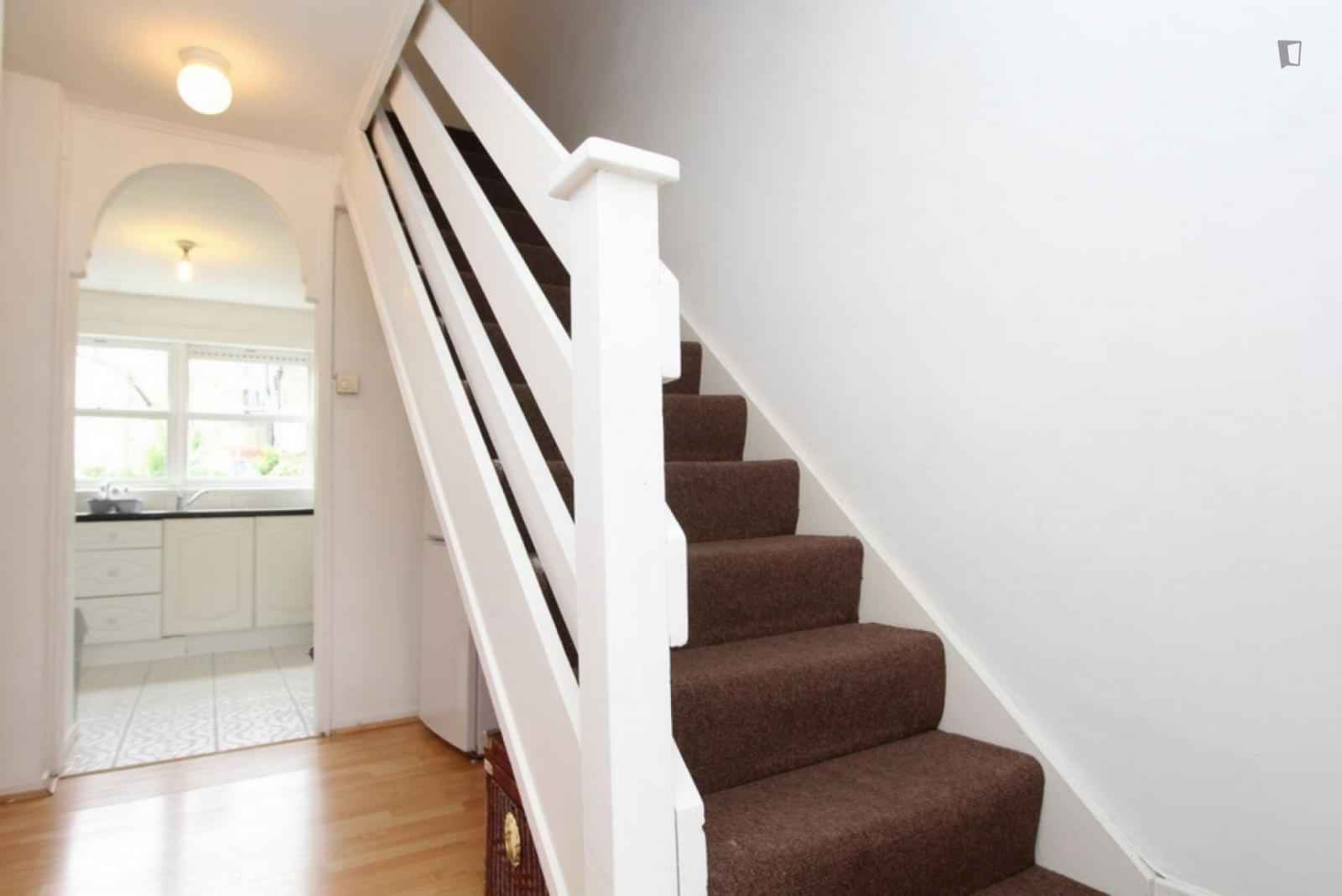 4 Bedroom 1 Bathroom Apartment  - Bedroom?w=400&h=260&fit=crop&q=40&auto=format&trim=auto