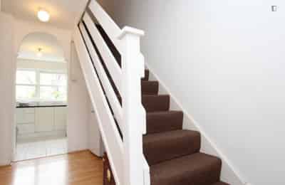 4 Bedroom 1 Bathroom Apartment - Bedroom?w=400&h=260&fit=crop&q=40&auto=format&trim=auto