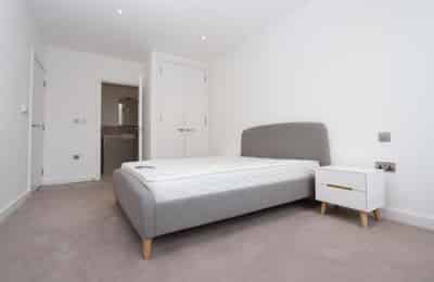 Room in a 4 Bedroom Apartment, Surrey Quays Rd, London SE16 7TE - London, England, United Kingdom - 4 Bedroom 4 Bedroom - Bedroom