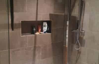 Kitchen?w=400&h=260&fit=crop&q=40&auto=format&trim=auto
