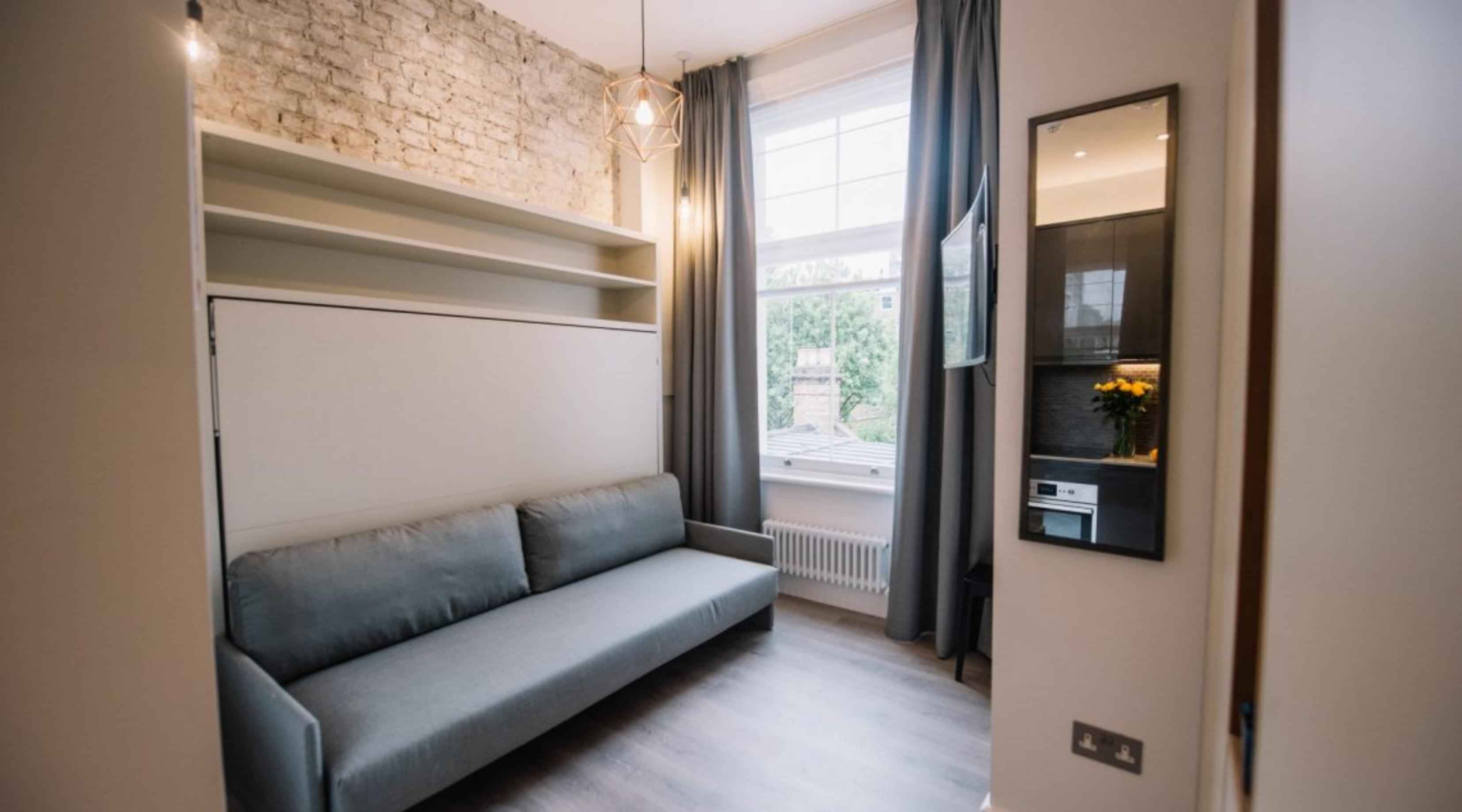 ?w=400&h=260&fit=crop&q=40&auto=format&trim=auto