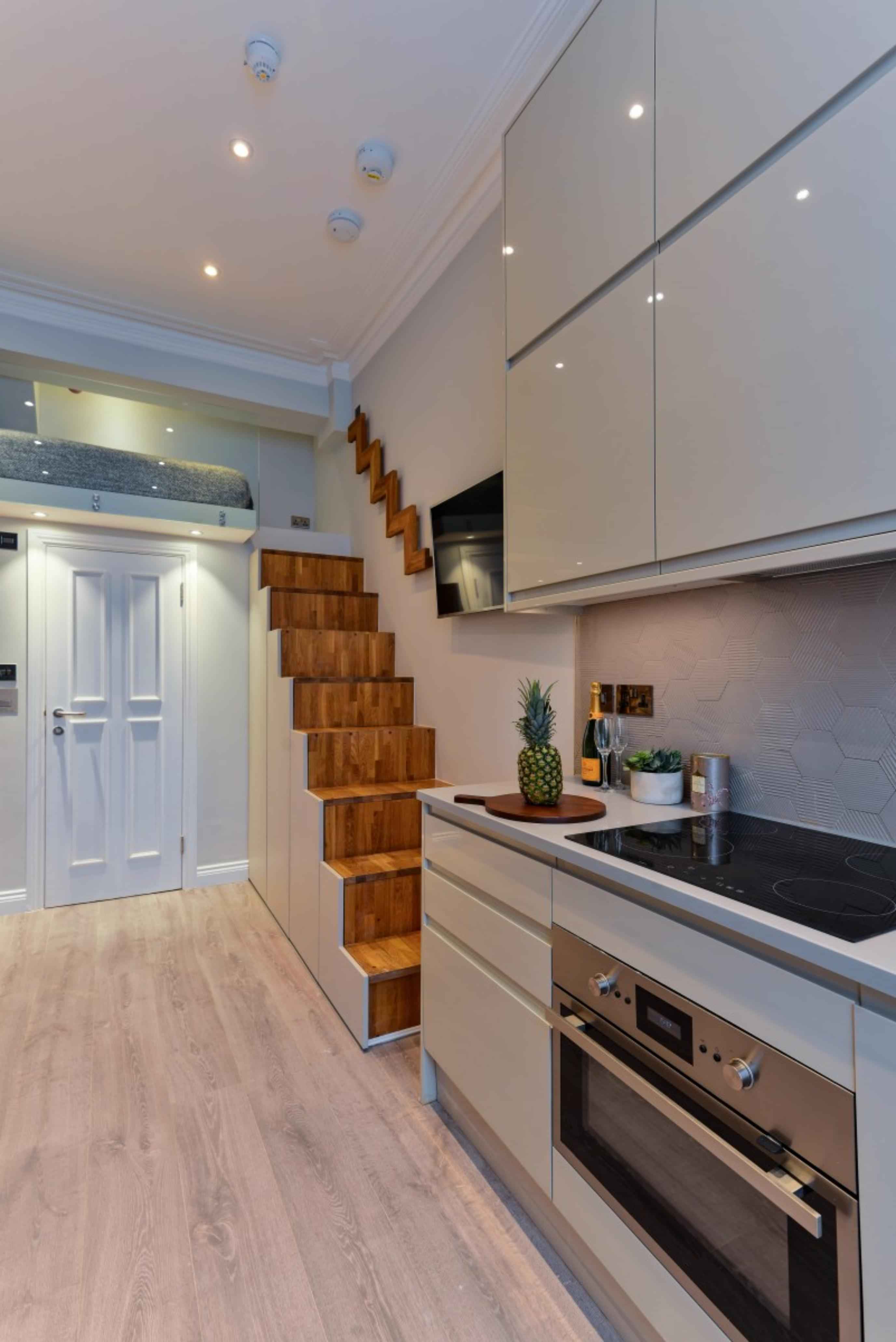 Studio Room, Linden Gardens, London W2 4HE (Studio 24) - London, England, United Kingdom - Studio - Amenities