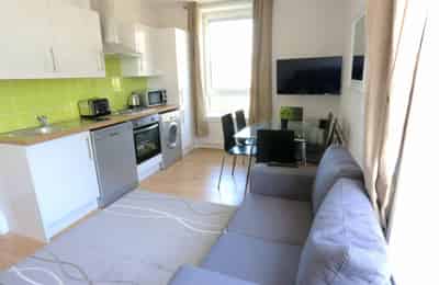 Welcoming Double Bedroom In Bromley By Bow, London - London, England, United Kingdom - Amenities