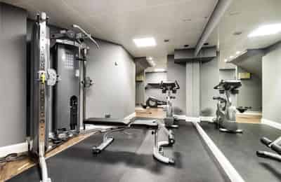 Ensuite Room, Houghton St, London, WC2A 2AE - London, England, United Kingdom - Amenities