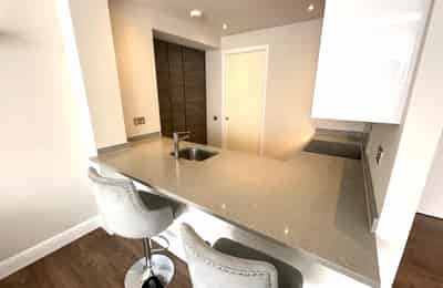 Ensuite Room, Houghton St, London, WC2A 2AE - London, England, United Kingdom - Ensuite Room - 2 - Amenities