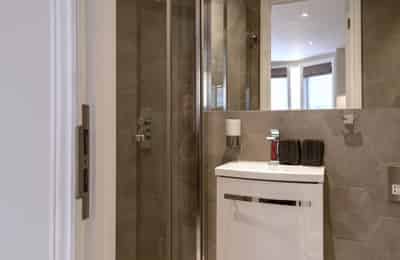 1 Bedroom 1 Bathroom Apartment - Common Area?w=400&h=260&fit=crop&q=40&auto=format&trim=auto