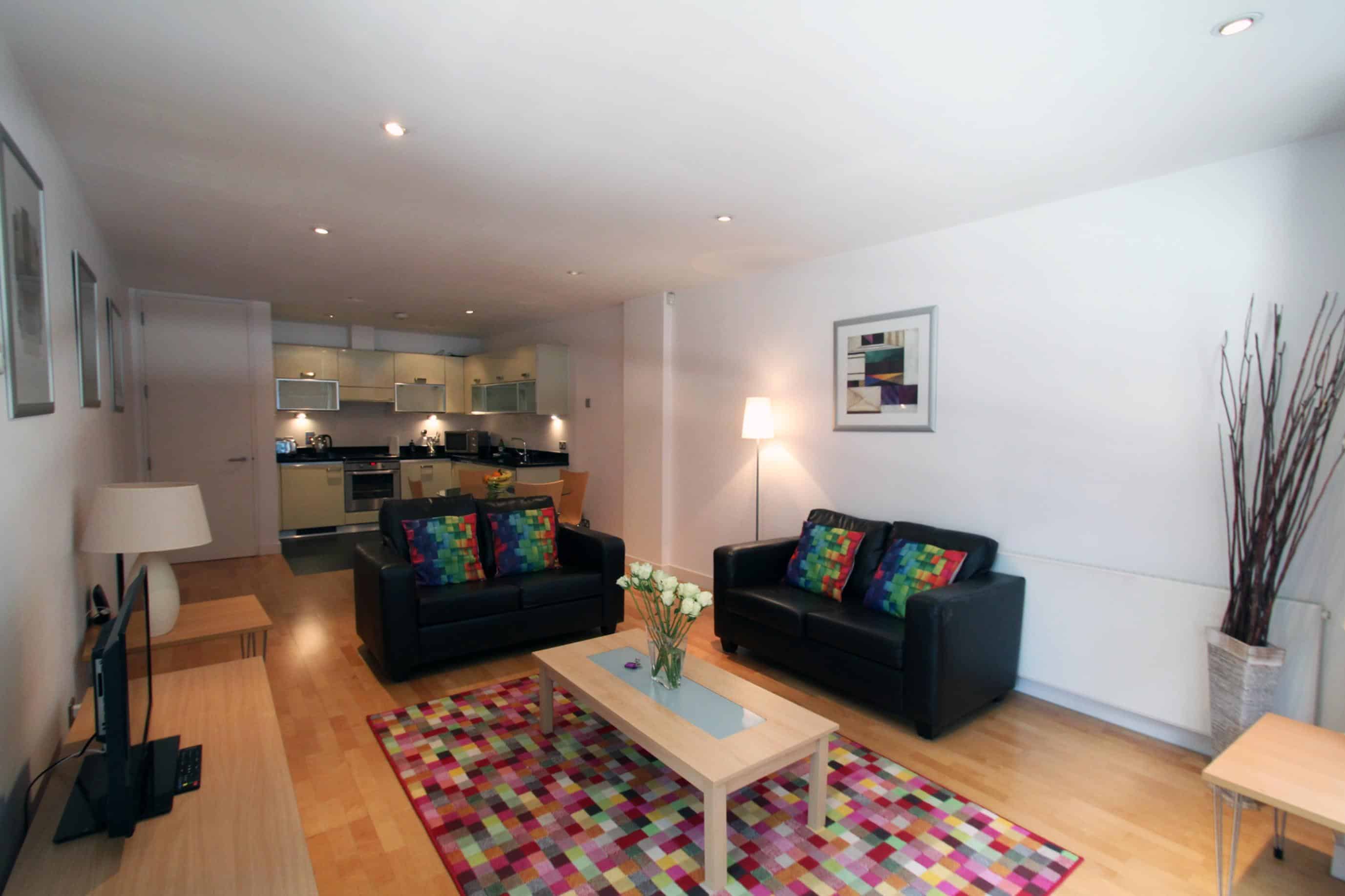 ?w=400&h=260&fit=crop&q=40&auto=format&trim=auto