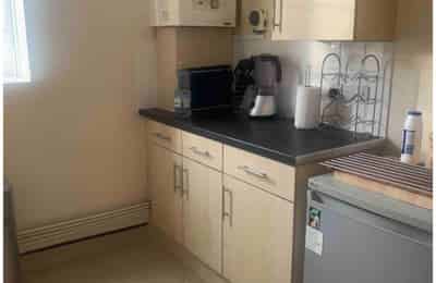 1 Bedroom Apartment - Bedroom?w=400&h=260&fit=crop&q=40&auto=format&trim=auto