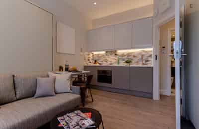 Studio - Kitchen?w=400&h=260&fit=crop&q=40&auto=format&trim=auto
