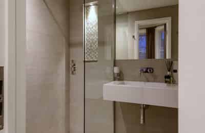 1 Bedroom Apartment, Cotleigh Rd, London NW6 2NL (Flat 3) - London, England, United Kingdom - 1 Bedroom Apartment - Bathroom