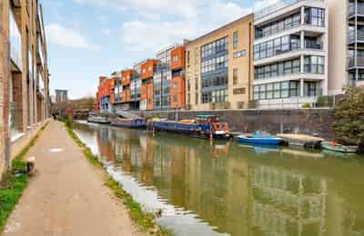 Room in a 2 Bedroom Apartment, St Anne's Row, London E14 7GE (Flat 2) - London, England, United Kingdom - Exterior