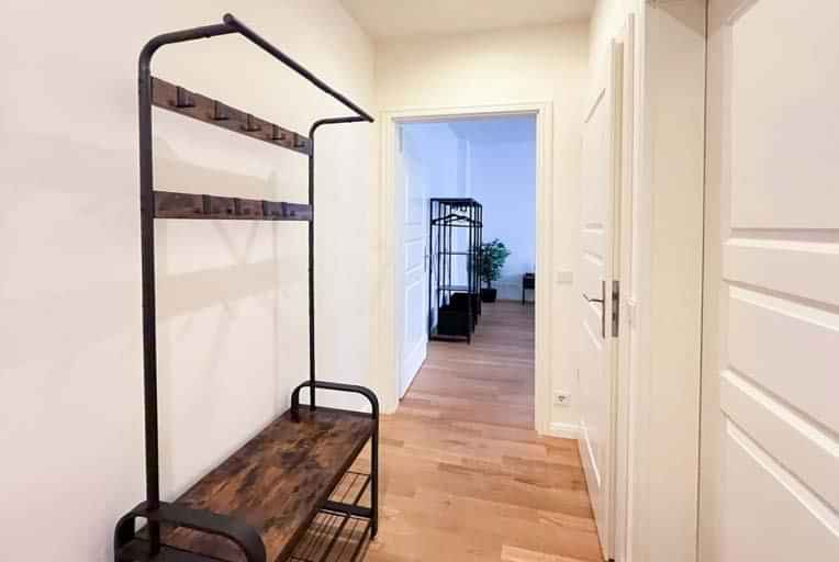 Amenities?w=400&h=260&fit=crop&q=40&auto=format&trim=auto