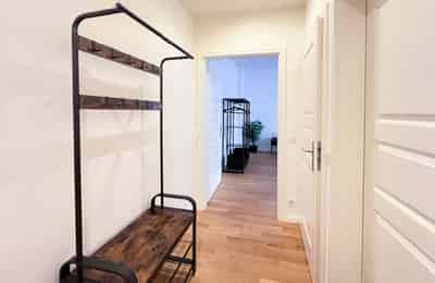 Amenities?w=400&h=260&fit=crop&q=40&auto=format&trim=auto