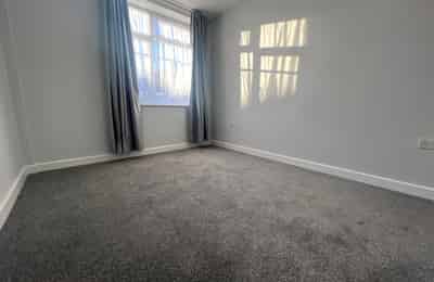 1 Bed - 1 Bath - Kitchen?w=400&h=260&fit=crop&q=40&auto=format&trim=auto