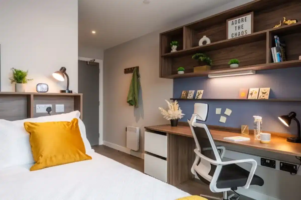 Amenities?w=400&h=260&fit=crop&q=40&auto=format&trim=auto