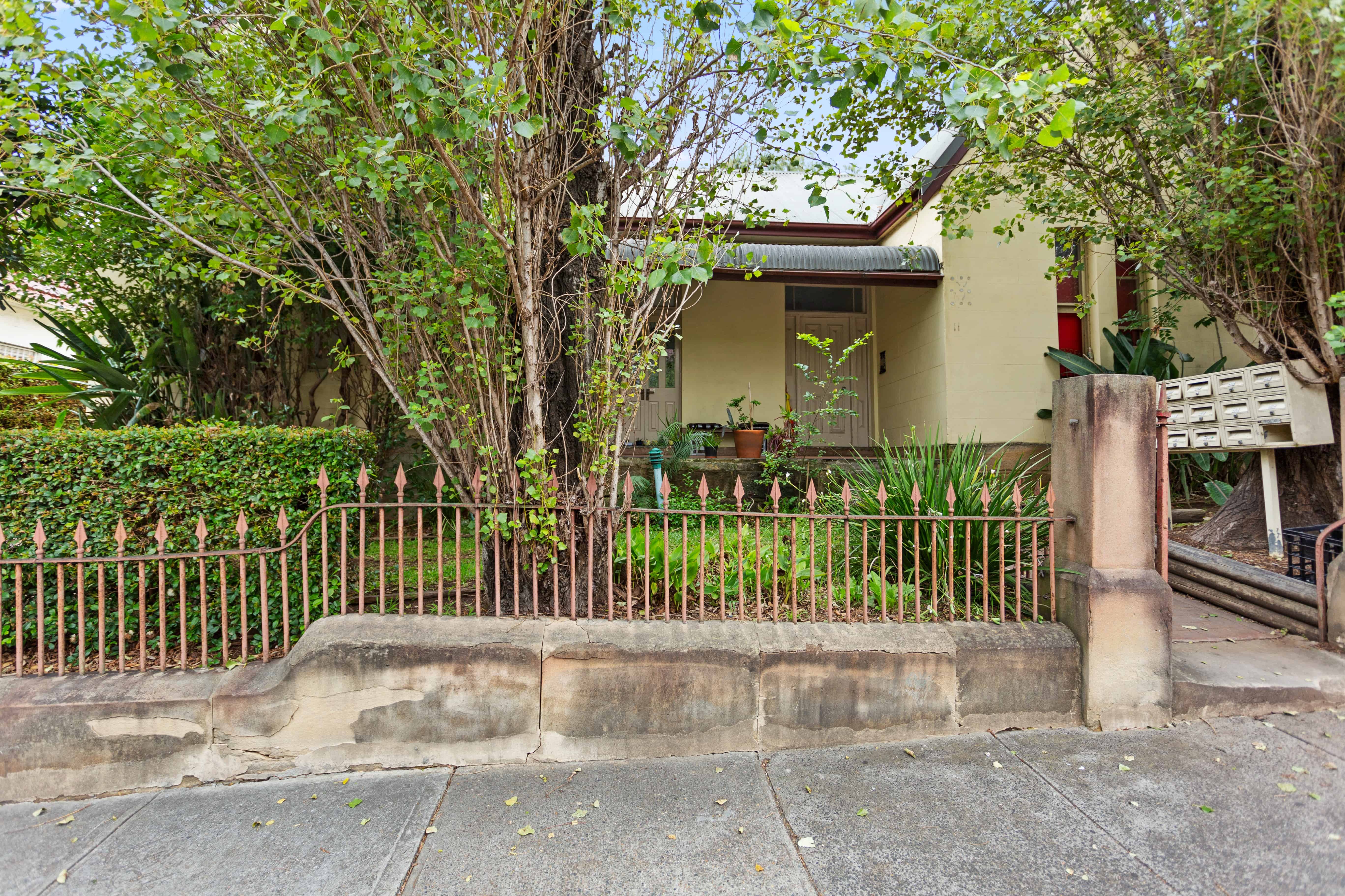 Room in a 16 Bedroom Apartment, 11 Liberty, Enmore, Sydney - Sydney, New South Wales, Australia - Exterior