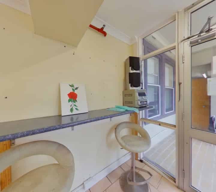 Room in a 18 Bedroom Apartment, 51 Wycombe, Neutral Bay, Sydney - Sydney, New South Wales, Australia - Amenities