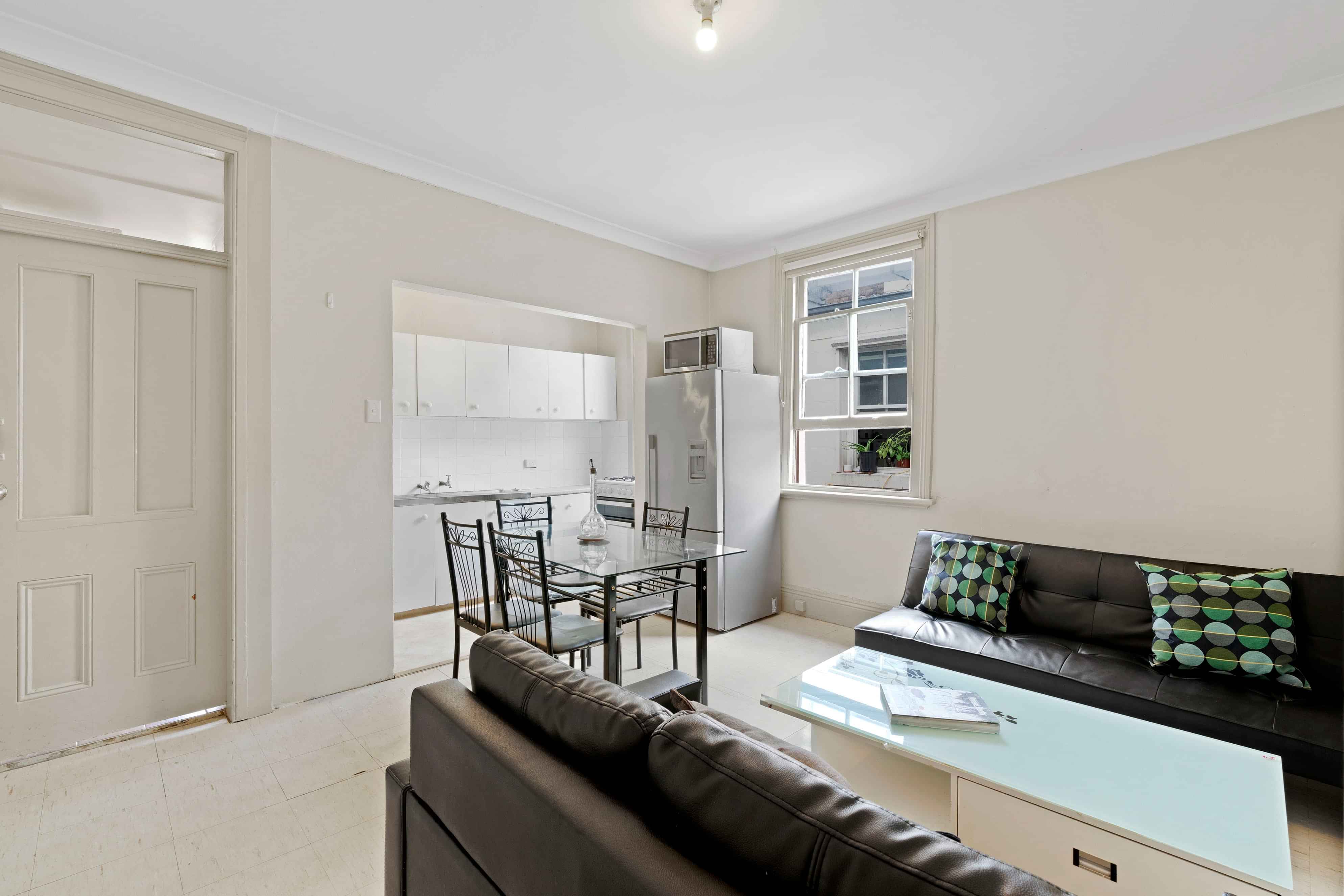 Room in a 4 Bedroom Apartment, 429A Cleveland, Redfern, Sydney - Sydney, New South Wales, Australia - Common Area