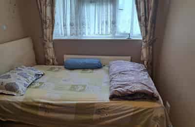 4 Bed 1 Bath - Common Area?w=400&h=260&fit=crop&q=40&auto=format&trim=auto