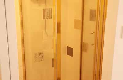 5 Bedroom 3 Bathroom - Bathroom?w=400&h=260&fit=crop&q=40&auto=format&trim=auto