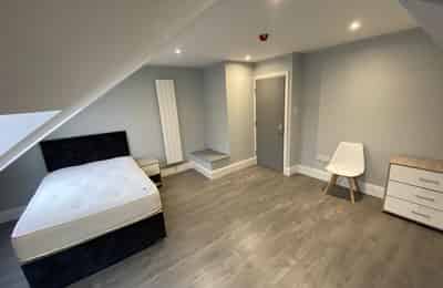 Finlay Street L6, Liverpool - Liverpool, England, United Kingdom - 6 Bed 2 Bath - Bedroom