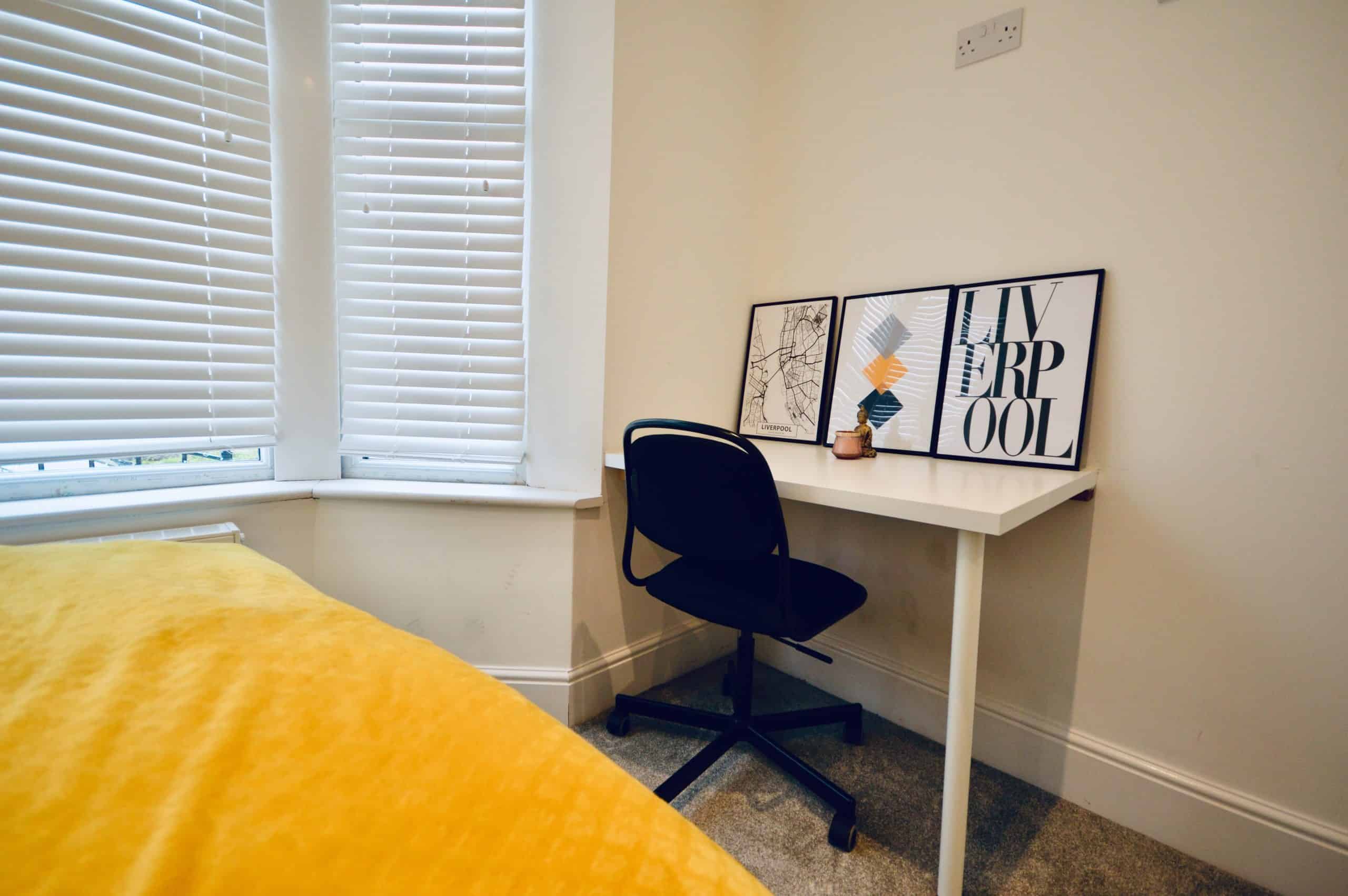 6 Bed 2 Bath - Bedroom?w=400&h=260&fit=crop&q=40&auto=format&trim=auto