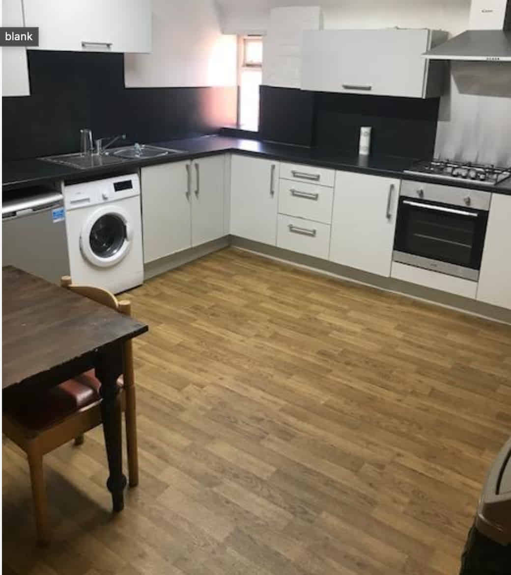 Kensington L72RF, Liverpool - Liverpool, England, United Kingdom - 6 Bedroom 3 Bathroom  - Kitchen