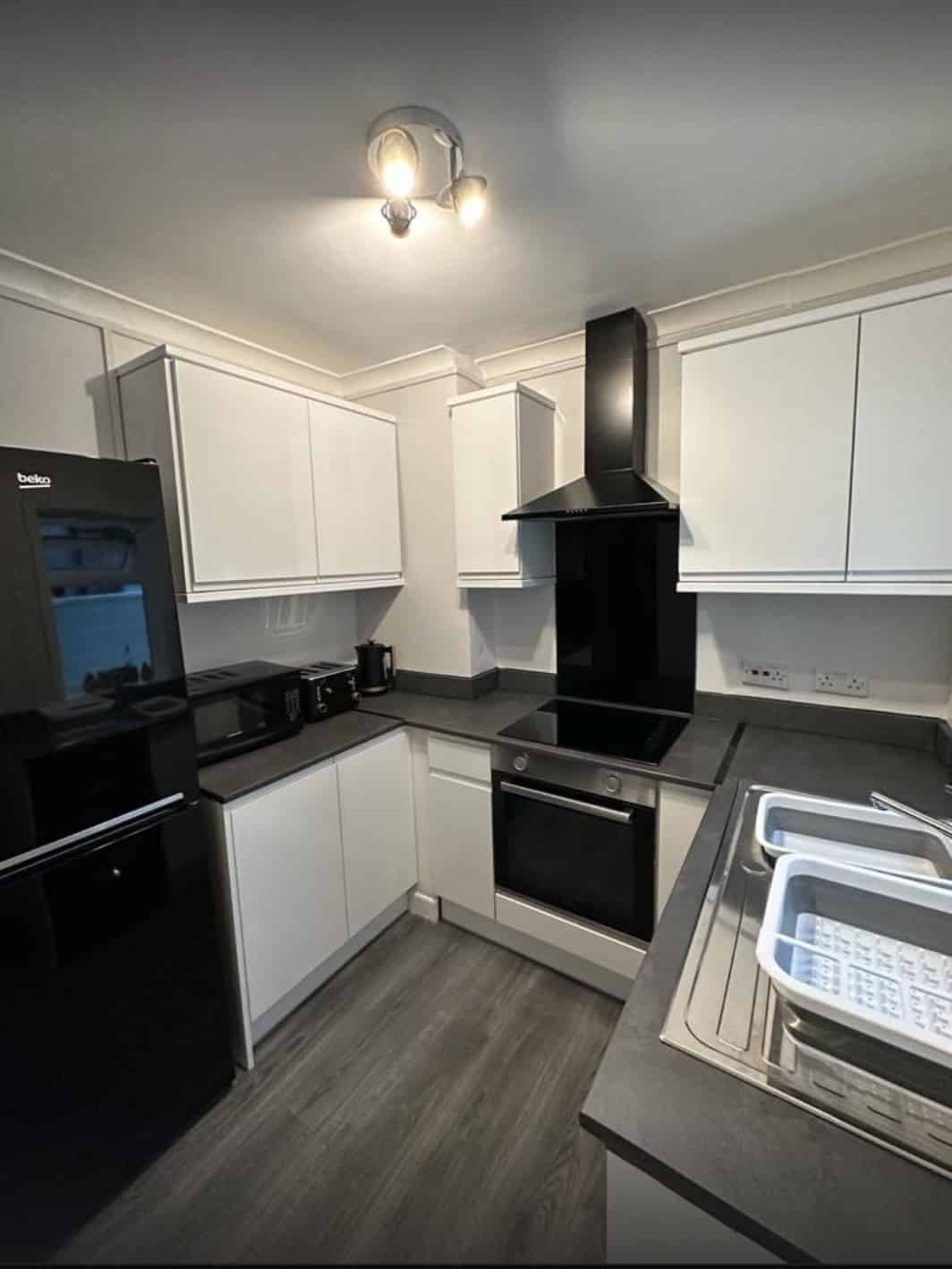 Stamford Street L7, Liverpool - Liverpool, England, United Kingdom - 3 Bedroom 1 Bathroom House - Kitchen