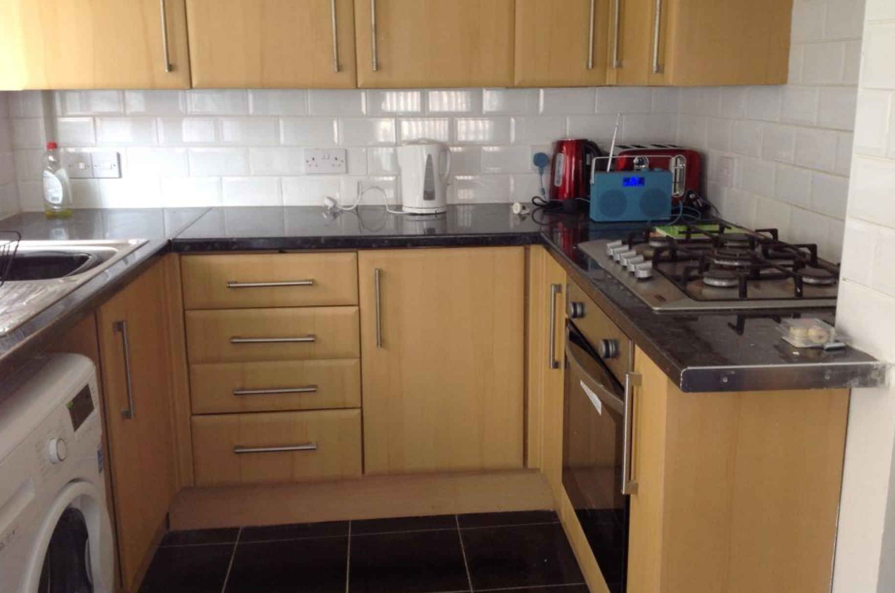 Salisbury Road L15, Liverpool - Liverpool, England, United Kingdom - 6 Bedroom 2 Bathroom  - Kitchen