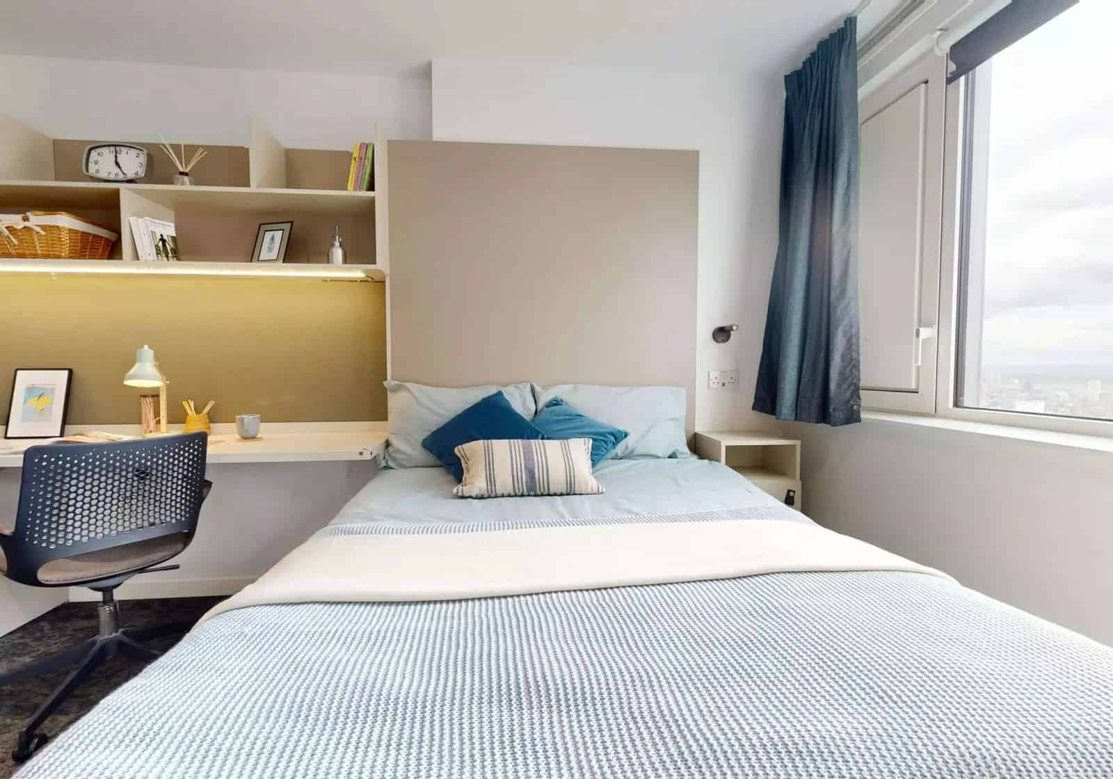 Amenities?w=400&h=260&fit=crop&q=40&auto=format&trim=auto