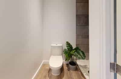 Queens Road BS8, Bristol - Bristol, England, United Kingdom - 9 Bedroom 2 Bathroom - Bathroom
