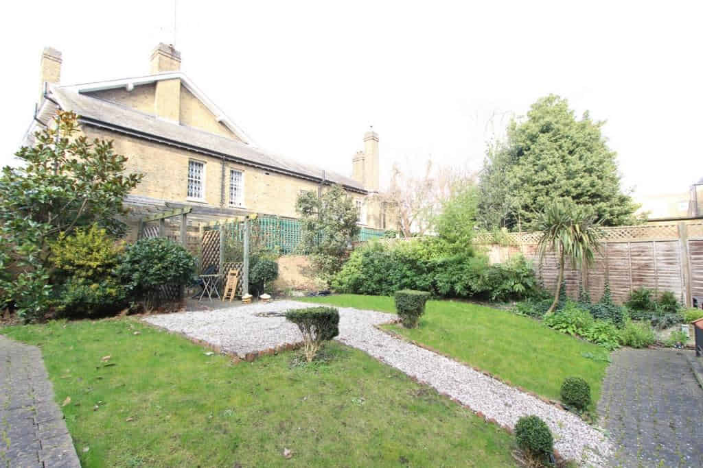 West Cromwell Road  SW5, London - London, England, United Kingdom - Exterior