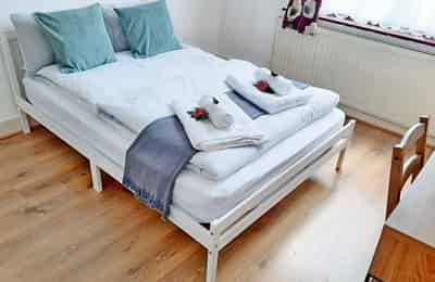 Lyndhurst Gardens IG11, London - London, England, United Kingdom - 2 Bedrooms 1 Bathroom Apartment - Bedroom