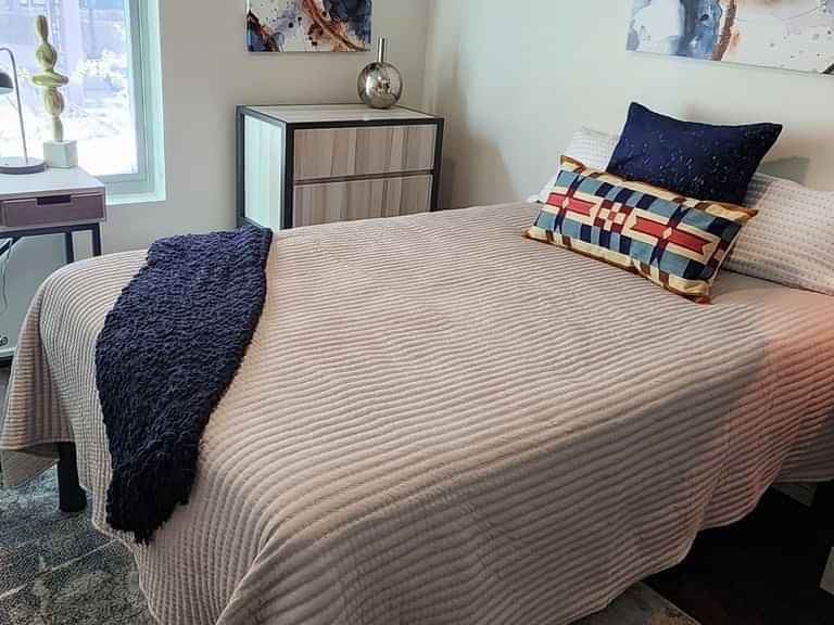 Akomodasi Yugo Tucson Campus, Tucson, Tucson, United States