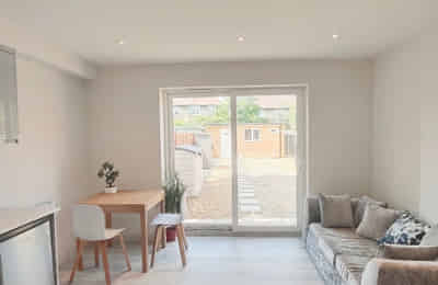 Kingston Upon Thames KT5, London - London, England, United Kingdom - 1 Bedroom Apartment - Common Area