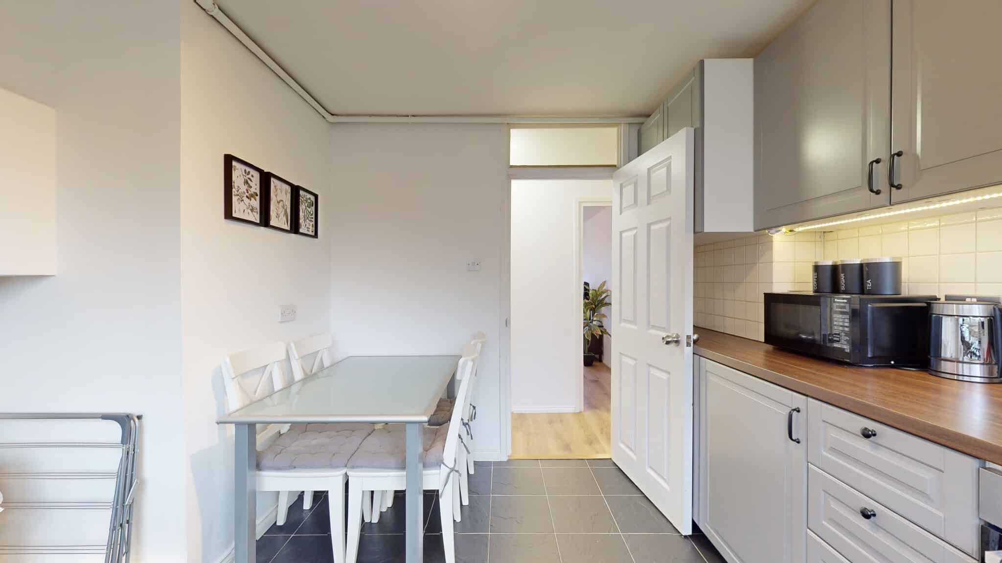 Kingsbury NW9, London - London, England, United Kingdom - 1 Bedroom 1 Bathroom - Kitchen