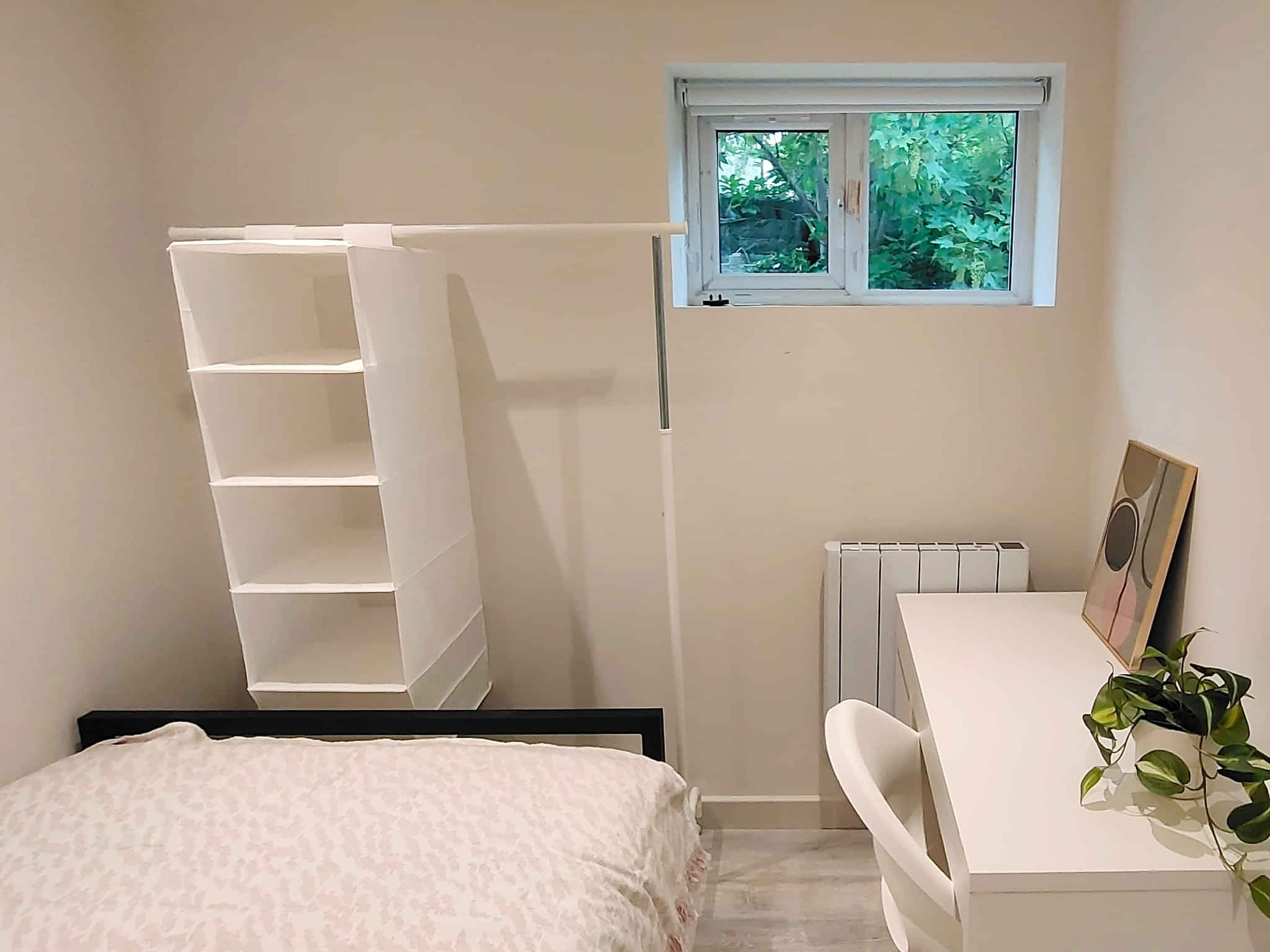 Addison Gardens W14, London - London, England, United Kingdom - 1 Bedroom 1 Bathroom - Amenities