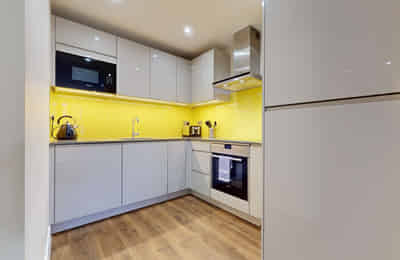 Whitechapel E1, London - London, England, United Kingdom - 1 Bedroom Apartment - Kitchen