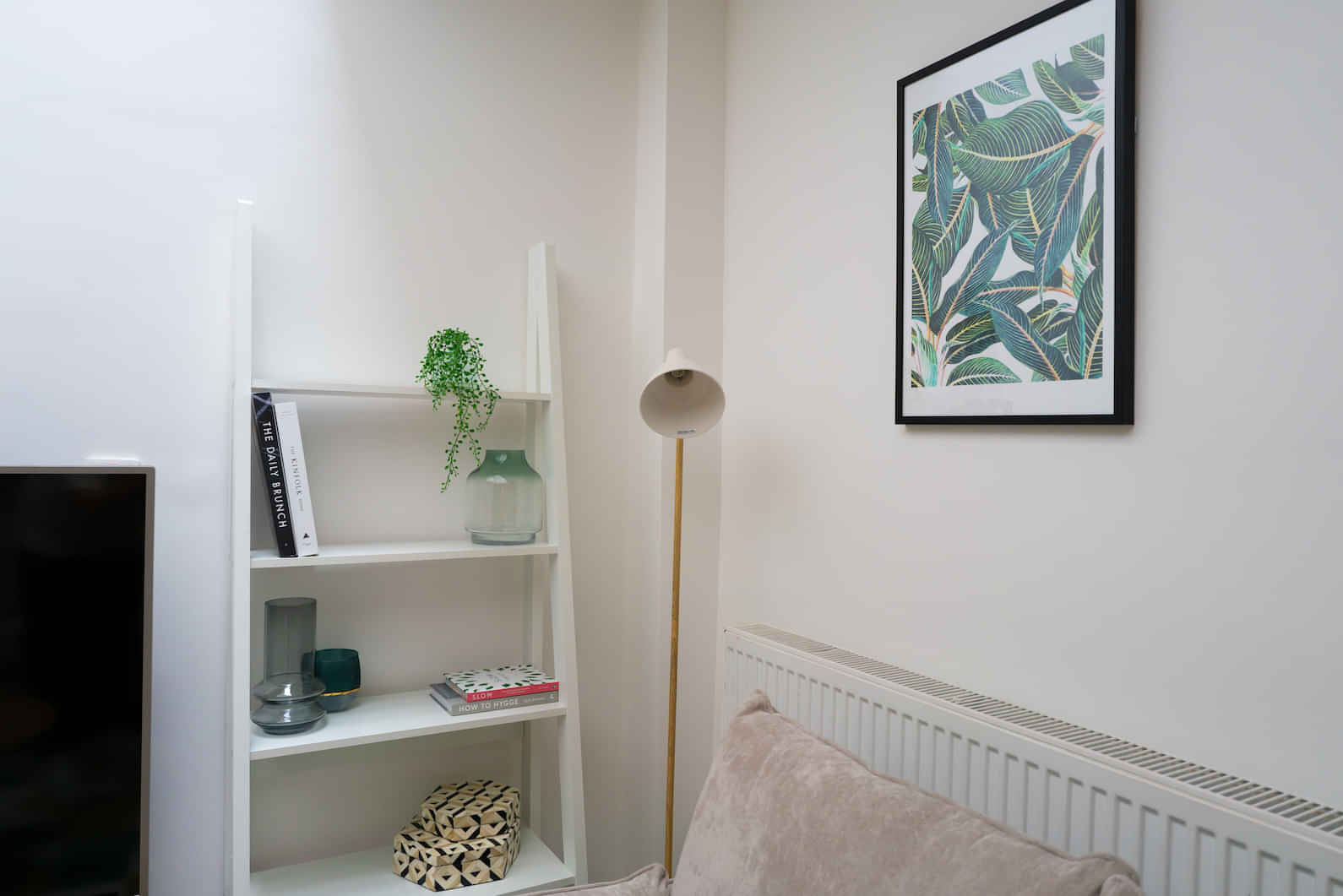 Room in a 4 Bedroom Apartment, 64E Monson St, Lincoln LN5 7SB - Lincoln, England, United Kingdom - 4 Bedroom 2 Bathroom Apartment - 1 - Amenities