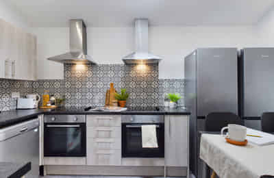 Room in a 4 Bedroom Apartment, 139 Hall Ln, Liverpool, L7 8TF - Liverpool, England, United Kingdom - 4 Bedroom 2 Bathroom Apartment - 1 - Kitchen