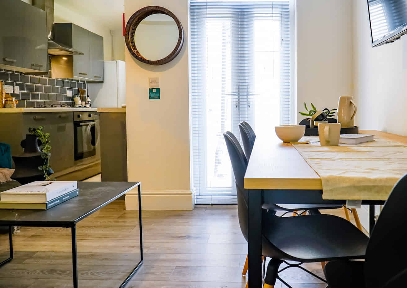 Room in a 6 Bedroom Apartment, 23 Hayden Ave, Manchester M14 4DJ - Manchester, England, United Kingdom - 6 Bedroom 2 Bathroom Apartment - 1 - Kitchen