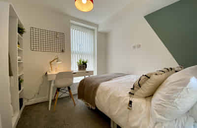 Room in a 4 Bedroom Apartment, 265 Edge Ln, Liverpool L7 9LB - Liverpool, England, United Kingdom - 4 Bedroom 1 Bathroom Apartment - 1 - Bedroom