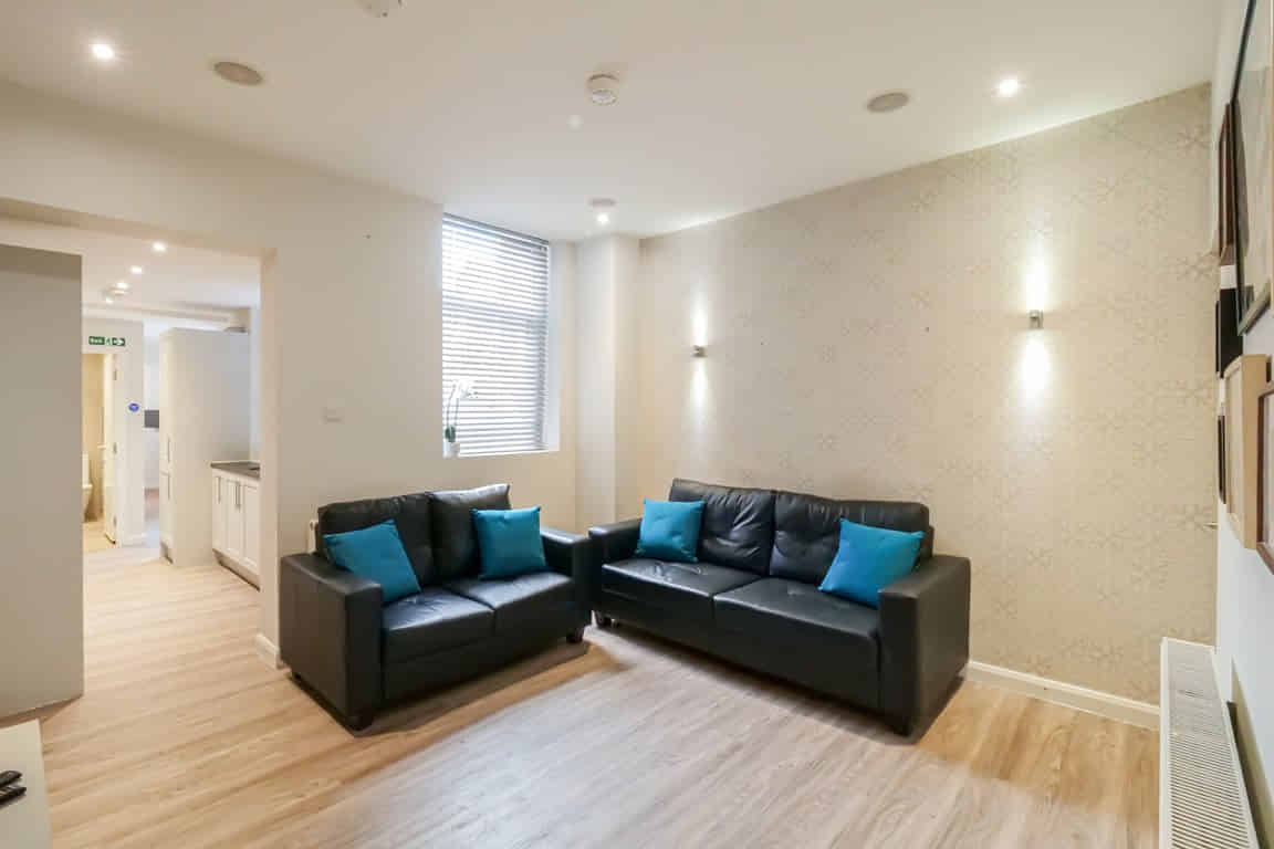 Room in a 5 bedroom Apartment, 51 Beresford Street, Stoke-on-Trent ST4 2EX - Stoke-on-Trent, England, United Kingdom - Common Area