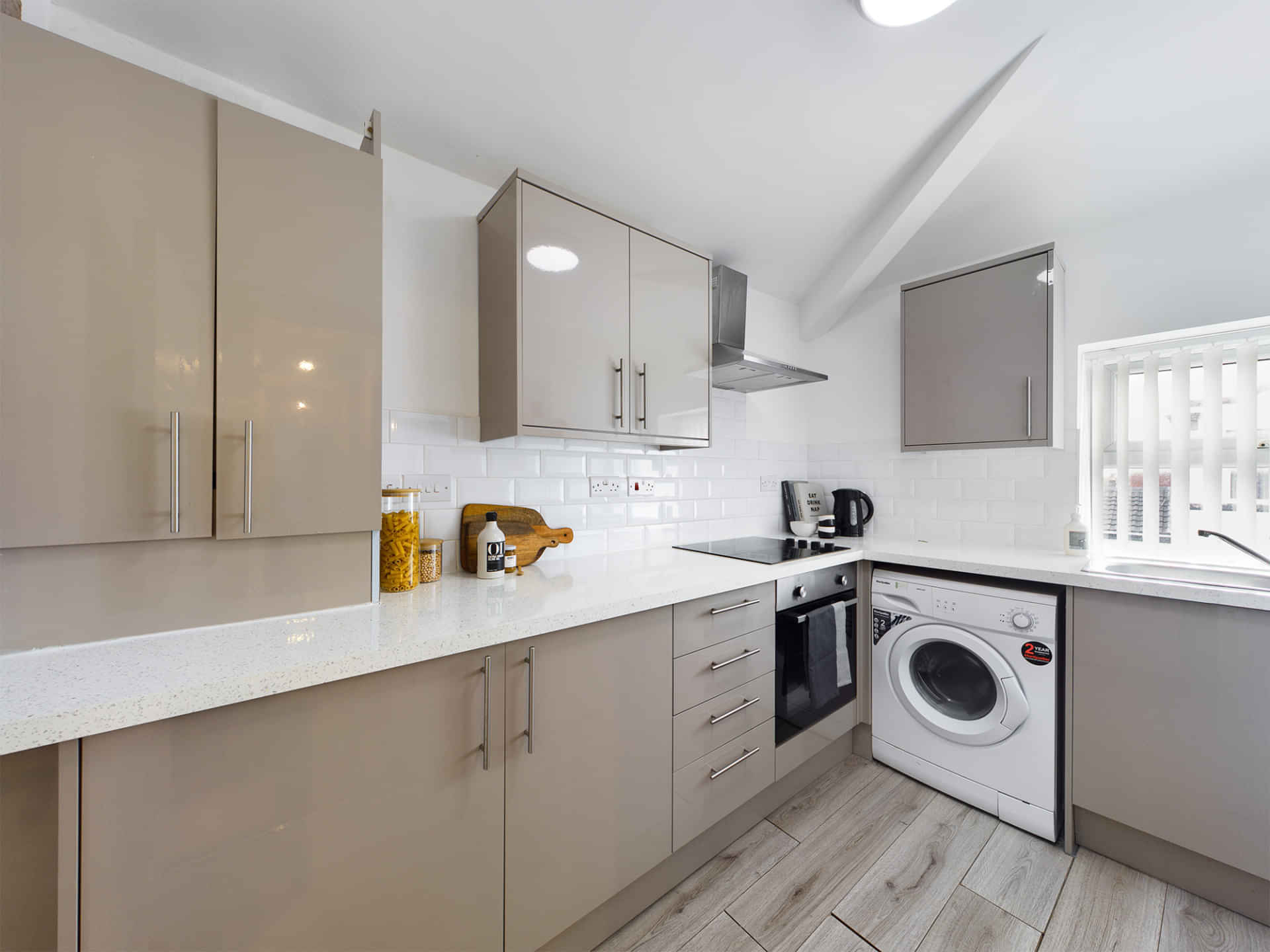Room in a 2 Bedroom Apartment, 169 Cottenham St, Kensington, Liverpool L7 2QX - Liverpool, England, United Kingdom - 2 Bedroom 1 Bathroom Apartment - 1 - Kitchen
